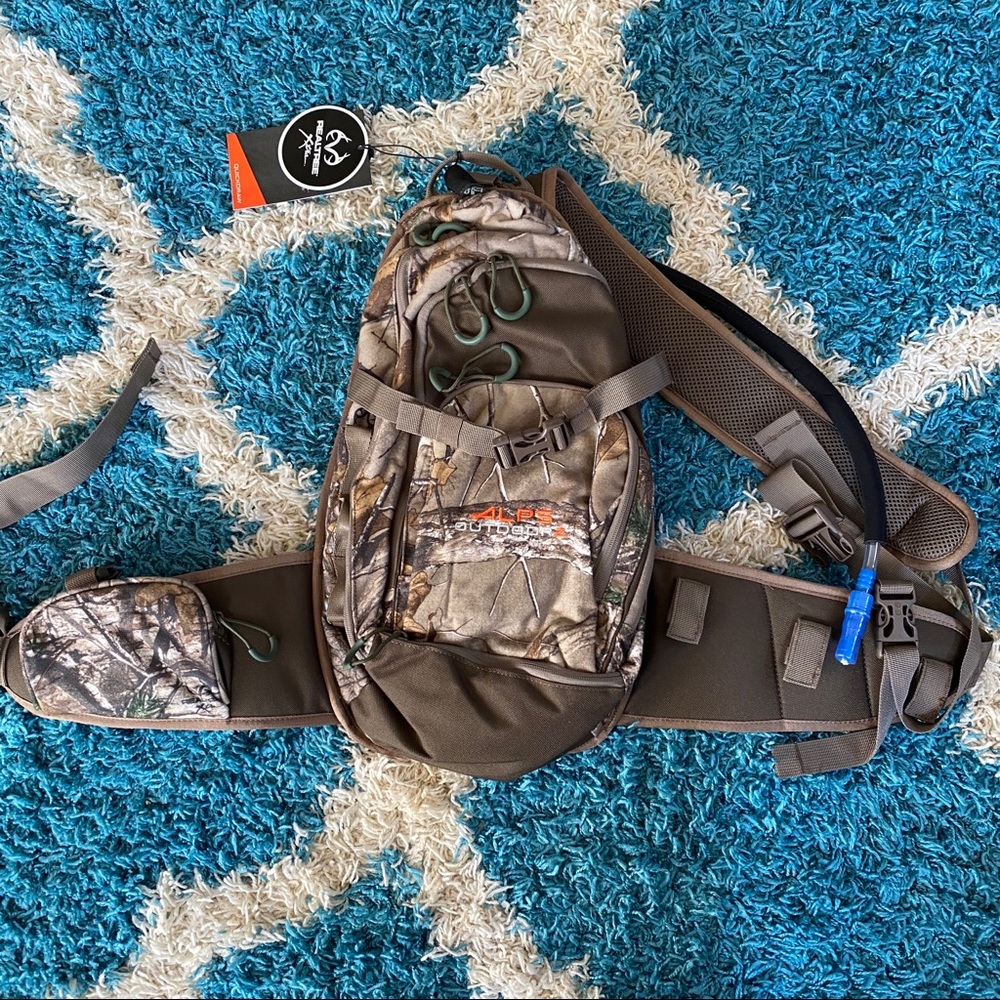 NWT Alps outdoorz QuickDraw 2.0 Camo pack